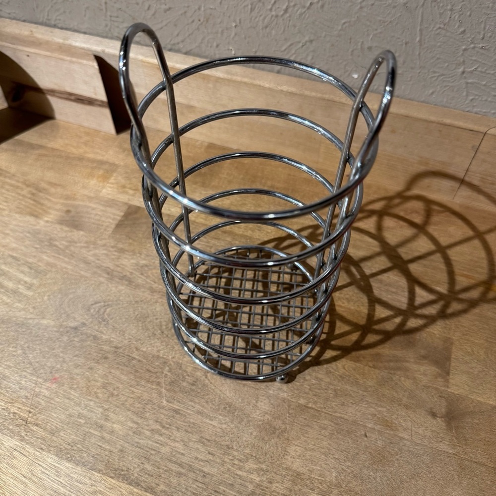Silver Utensil Holder - Picture 2 of 4